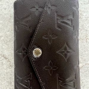 Louis Vuitton Brown oversized wallet